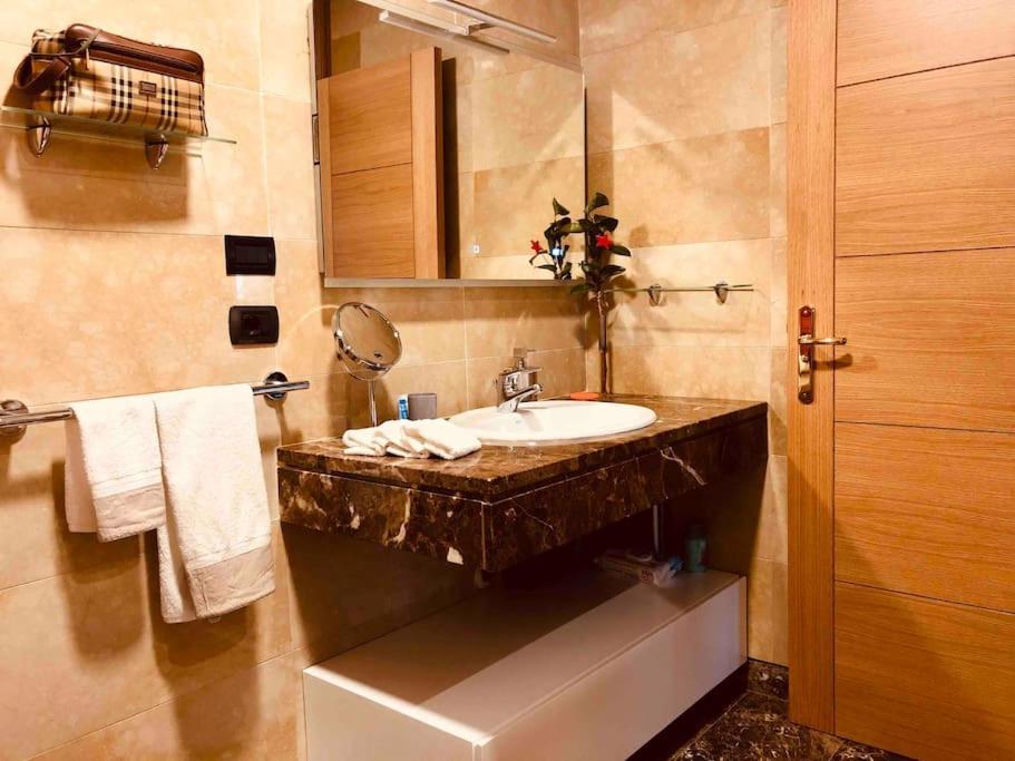 Apartamento Centrico Y Moderno Con Vistas A La Ria Vigo Kültér fotó